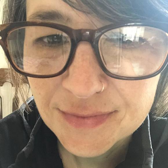 Meet your Posher, Rebecca - Picture 1 of 1